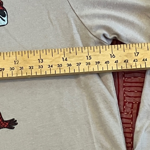 Marvel boys size large 10-12 years Beige Spiderman long sleeve t-Shirt - Picture 4 of 11